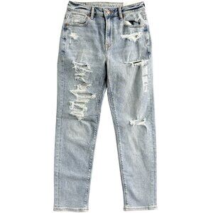 NWT American Eagle Y2K Thrashed Grunge Mom Jeans 0 Short Light Wash